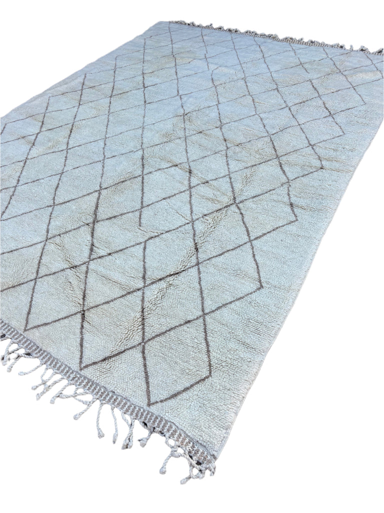 Vintage Moroccan Itzer Rug  - M731