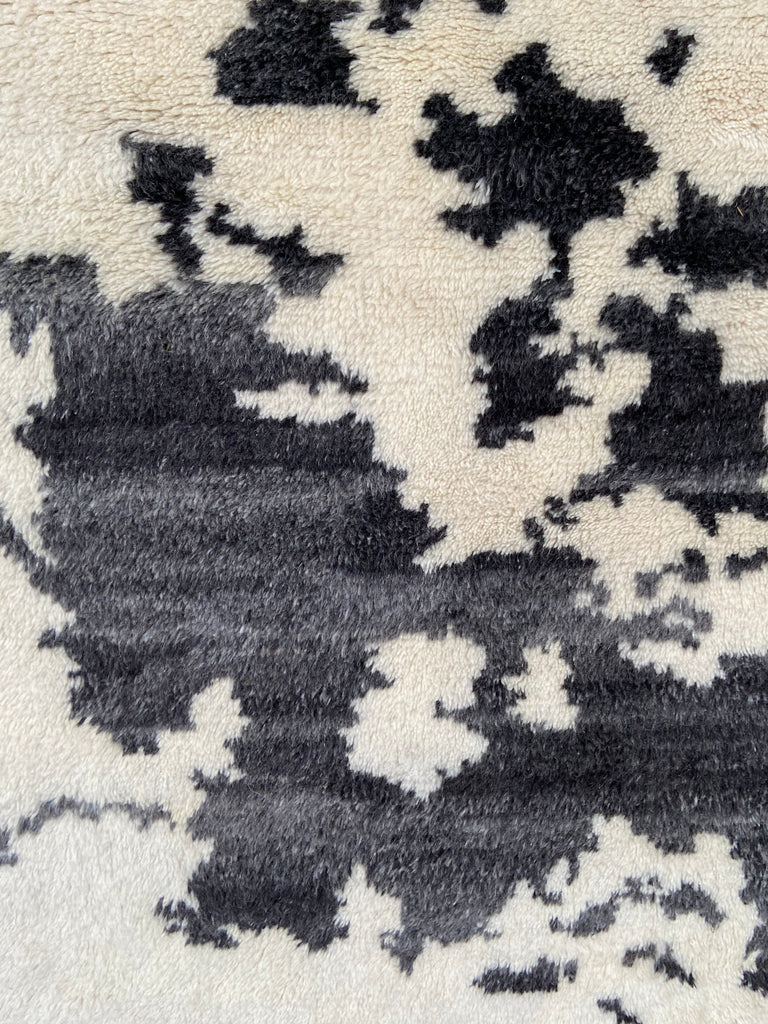 Modern Moroccan Beni Rug  - VL140