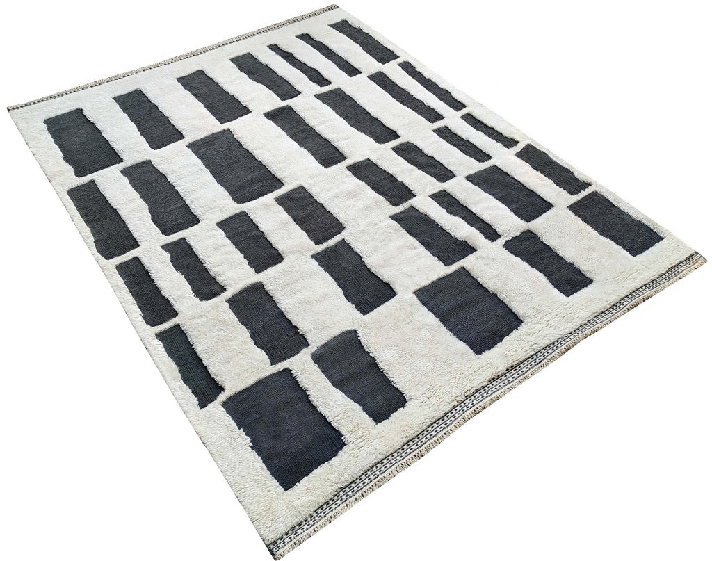 Modern Moroccan Rug - MO58