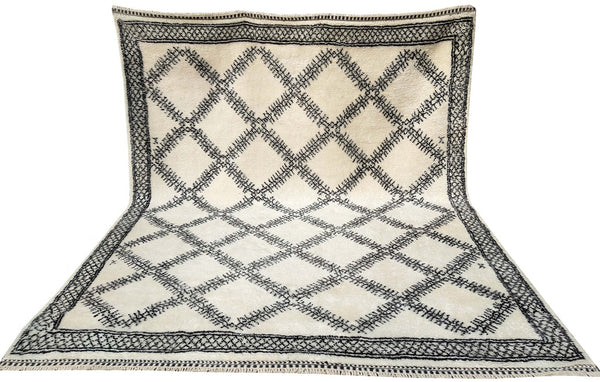 Custom Beni Ourain - Christine  - M299