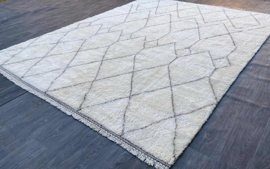 Mid Century Modern Moroccan Rug  - M2