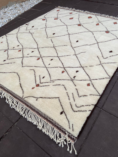 Elegant Moroccan Itzer accent - A72