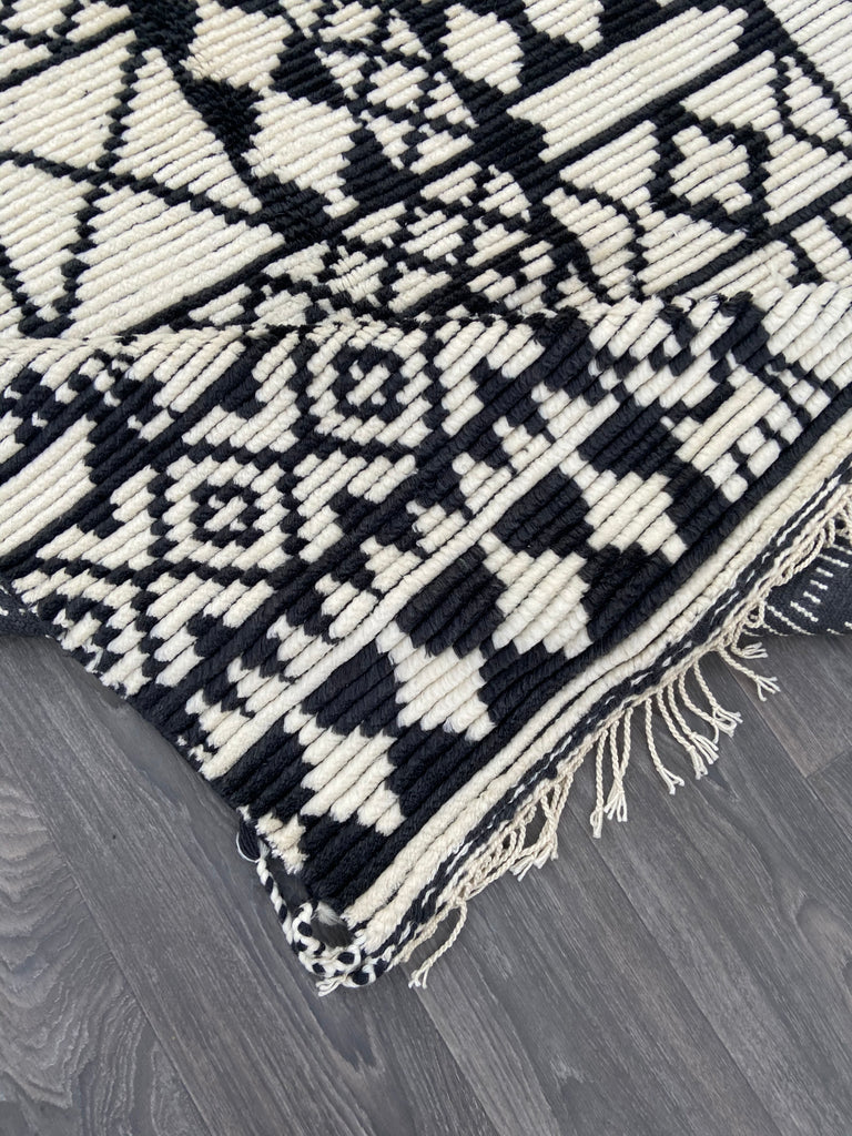 Modern Custom Area rug  - M872