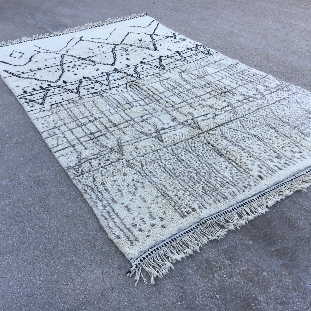 Vintage Moroccan Itzer Rug - BO135