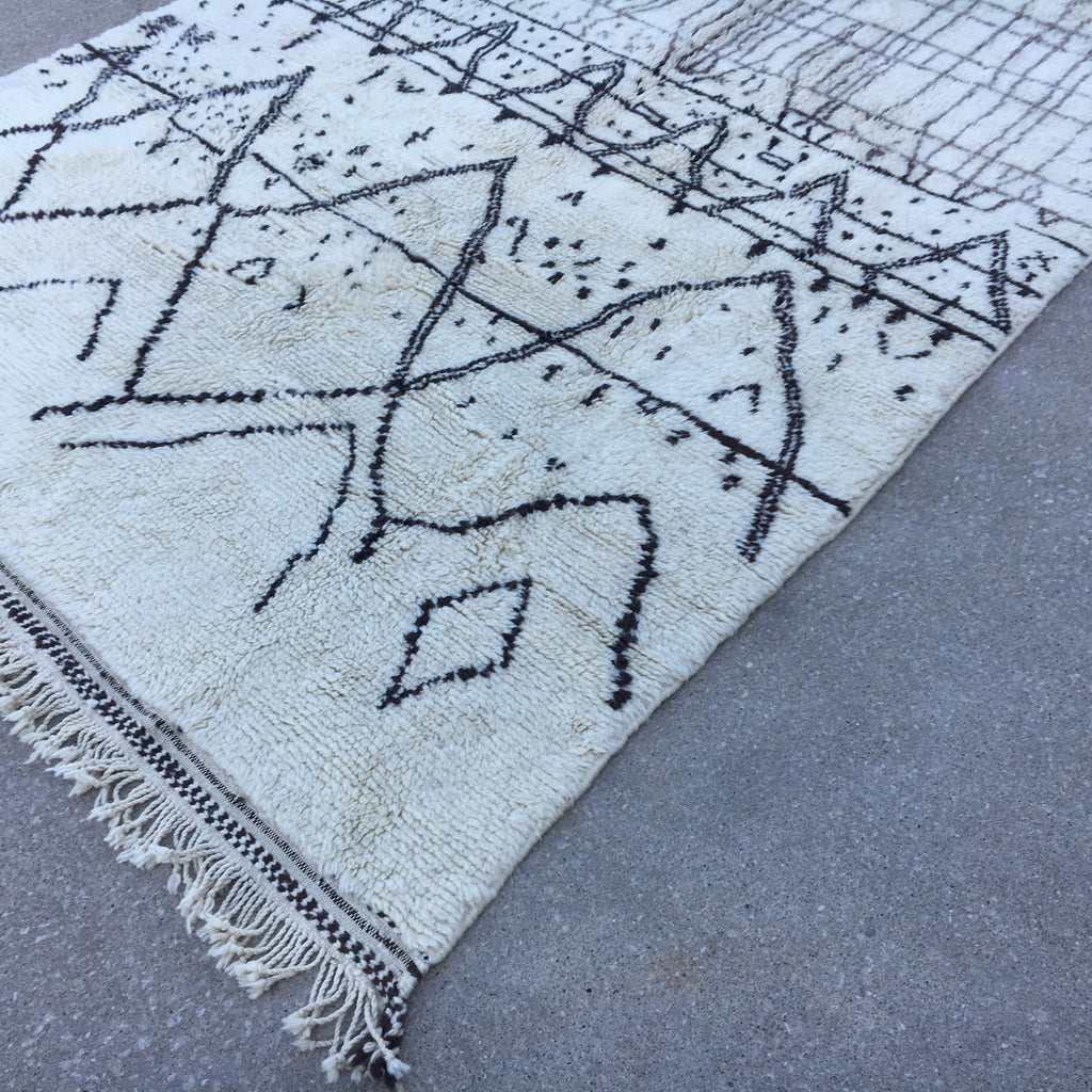 Vintage Moroccan Itzer Rug - BO135