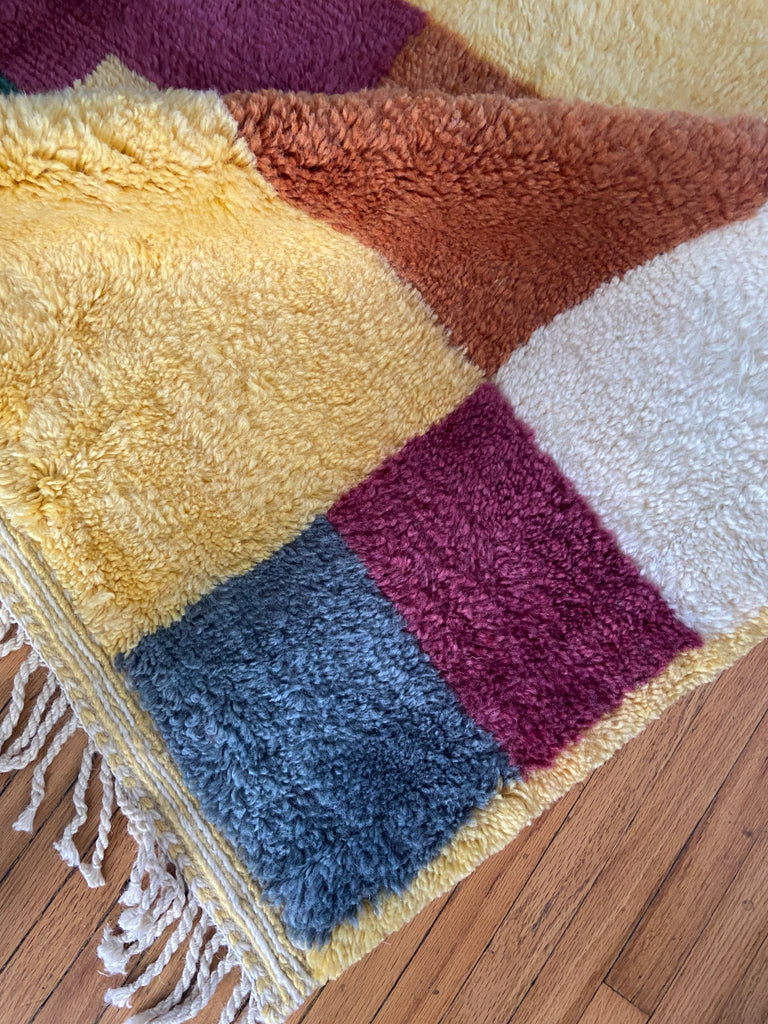 Modern Moroccan Rug - KM102