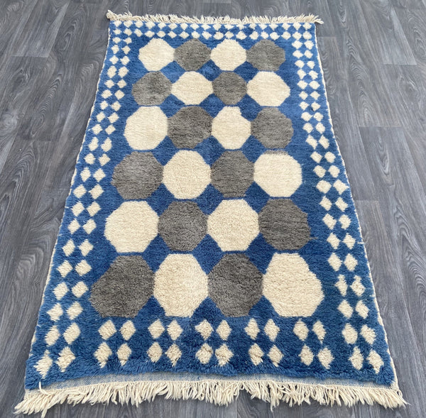 Mid century Moroccan rug  - VT60