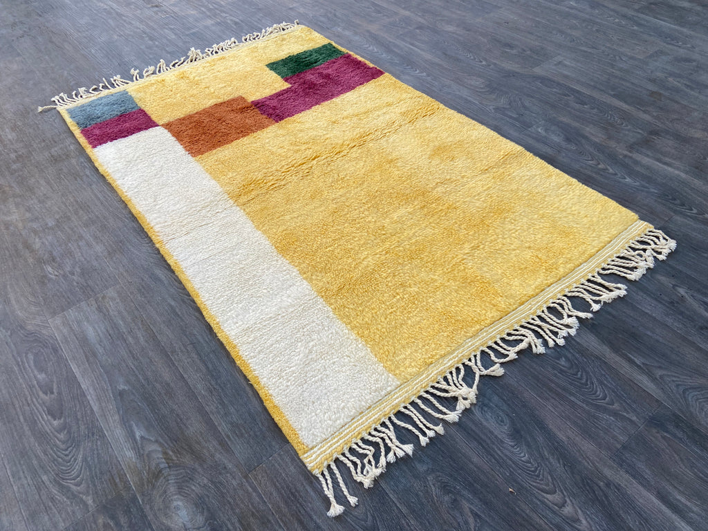 Modern Moroccan Rug - KM102