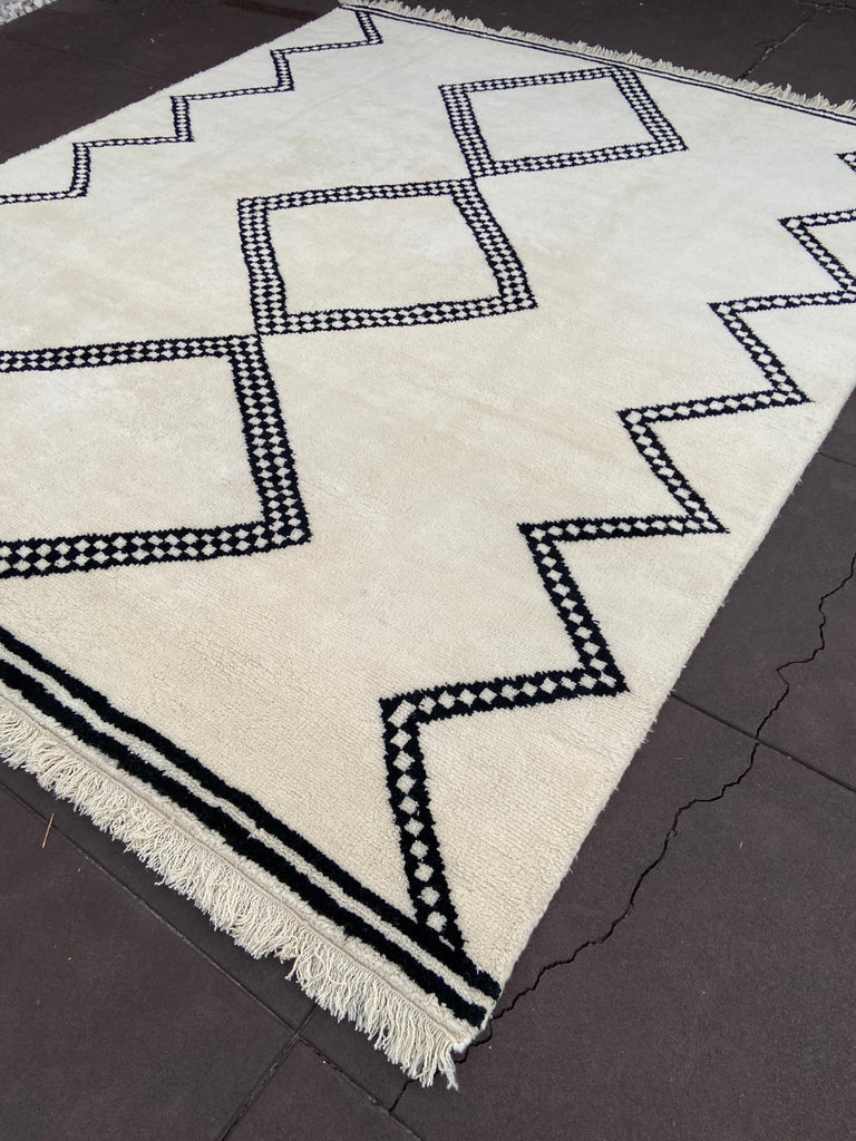 Moroccan Azrou Rug  - R8