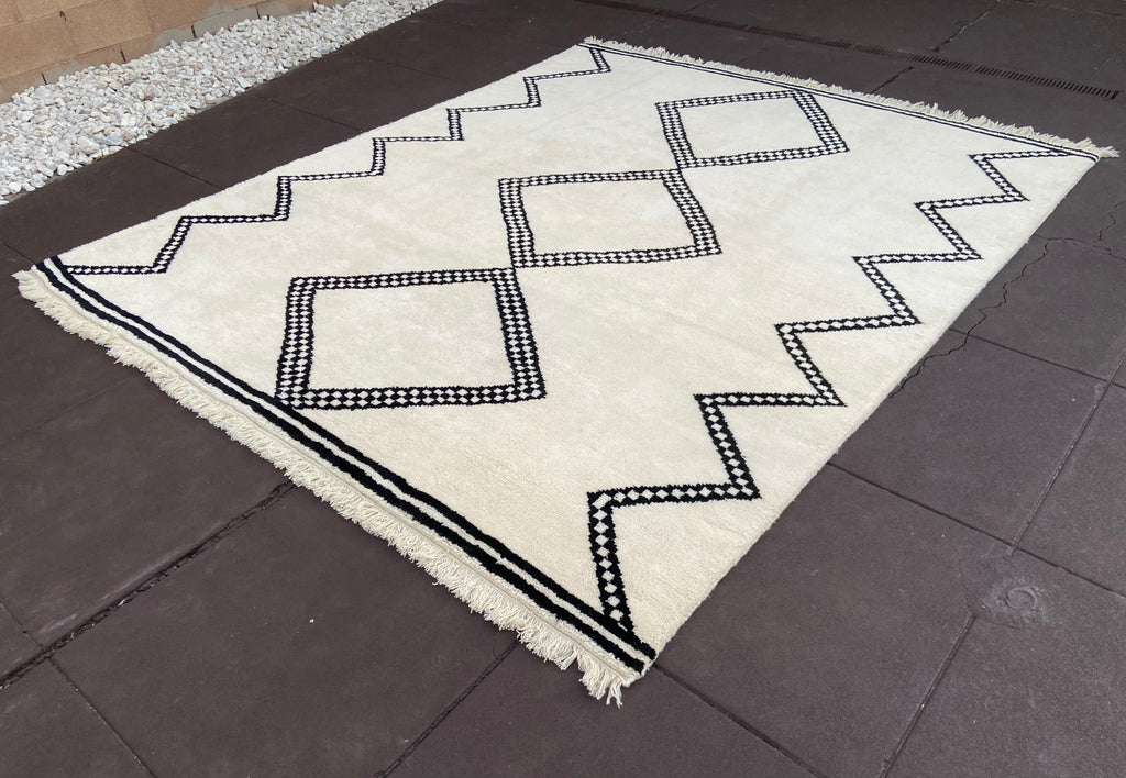 Moroccan Azrou Rug  - R8