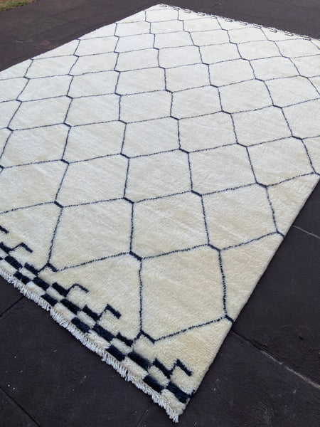 Designer Moroccan rug  - U2