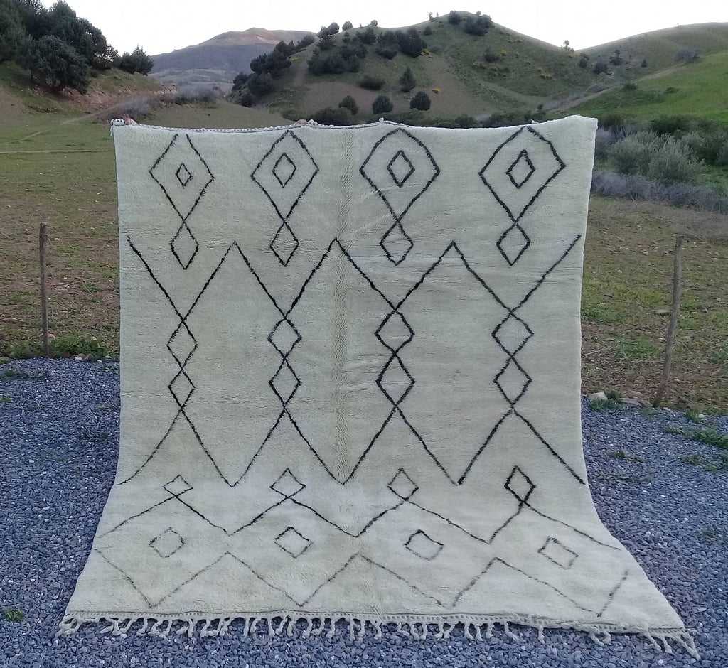 Custom Moroccan rug - MO544