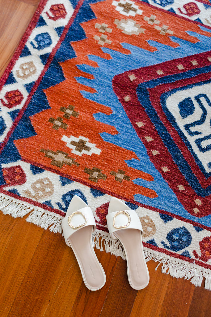 Custom kilim for Jess Keys - M301